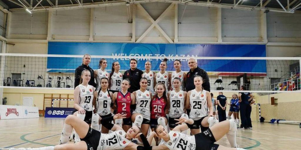 La Squadra di Tula "Тулица-2" Trionfa nella Lega Giovanile di Pallavolo con una Vittoria Convincete