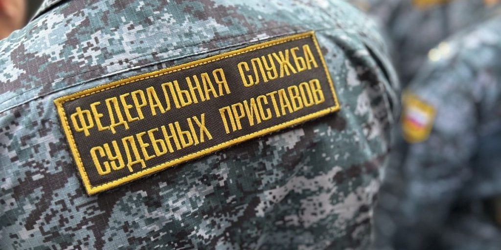 Russia allontana oltre 1800 stranieri irregolari nei primi sei mesi del 2025 in un'operazione di controllo delle frontiere