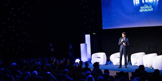 Gabriel Attal lancia la “rupture” 2027 con nuove strategie di marketing al Palais Brongniart