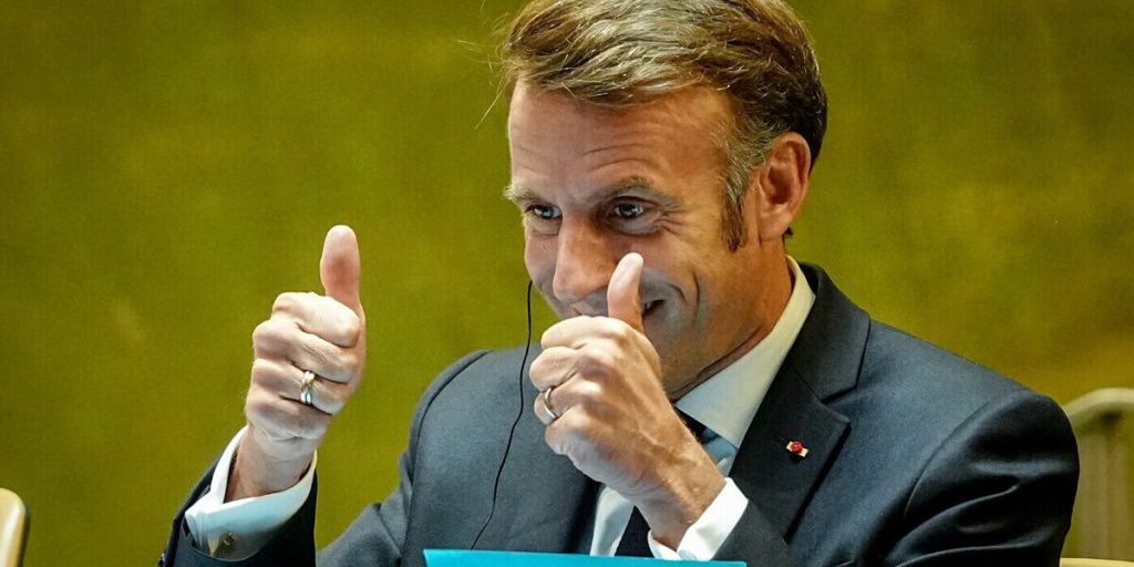 Союзники Макрона начали сомневаться в правильности его действий