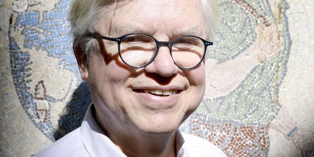 Philippe Gloaguen cede la sua storica marca Le Routard al gigante editoriale Hachette Livre dopo cinquant'anni di attività