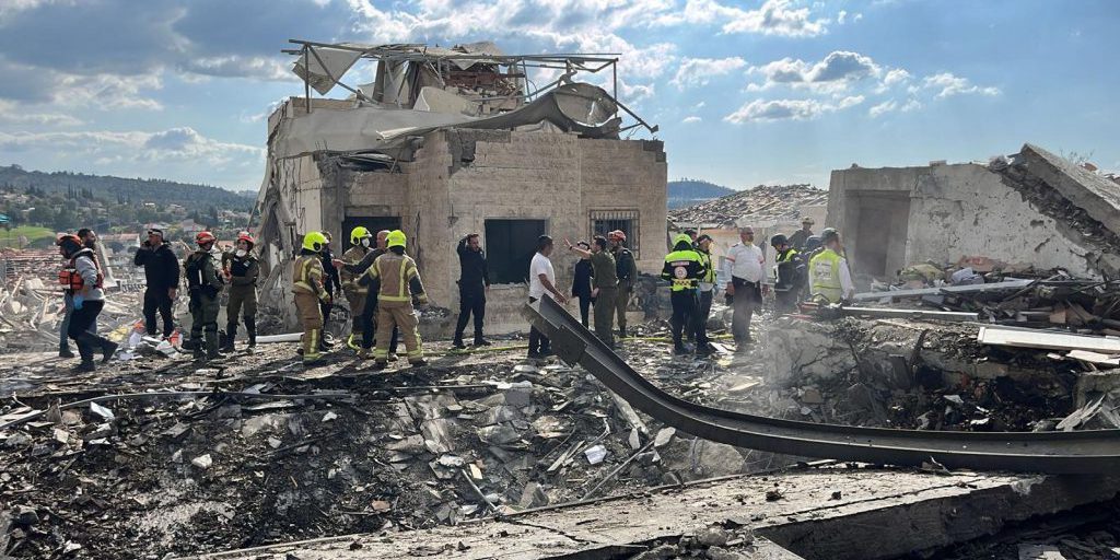 852b4207cf54e5529a8004d53d4dc65f