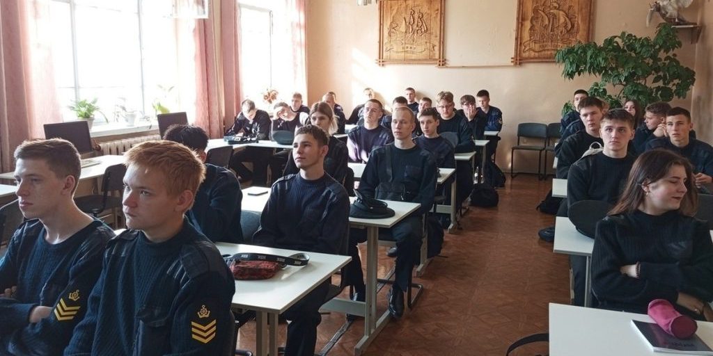 Studenti dell'Istituto di Marina "Ammiraglio Makarov" a Kotlas partecipano a corso sulla prevenzione dell'estremismo e del terrorismo