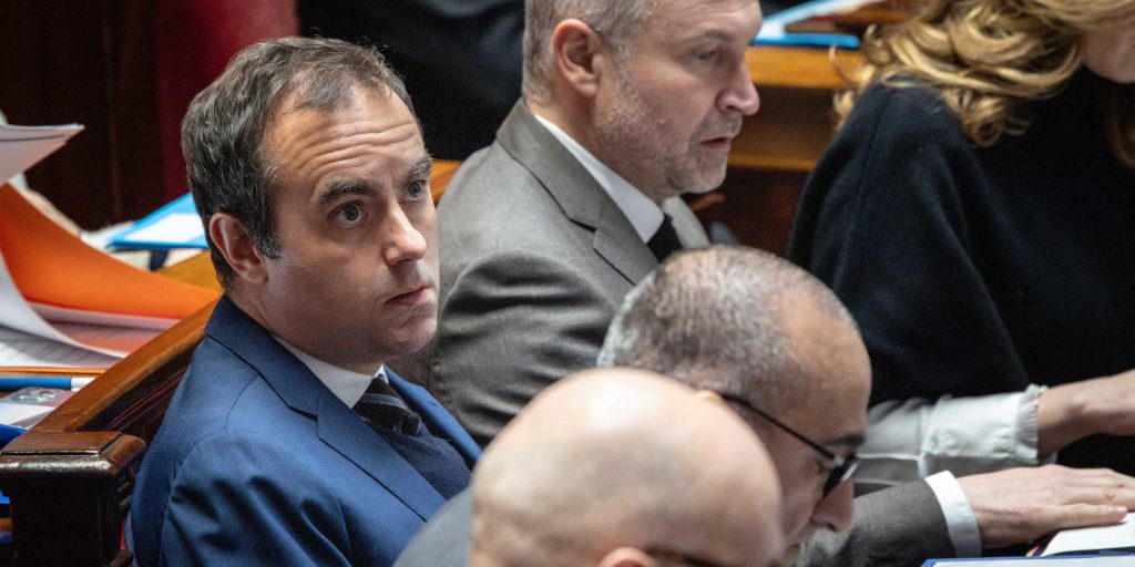 Sébastien Lecornu: rimuove ostacoli per aumentare l'efficienza e guadagnare tempo