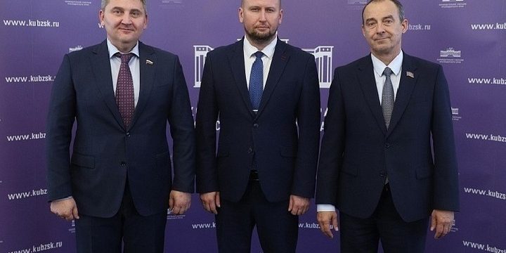 Председатель Народного Совета ЛНР ознакомился с регламентом работы кубанского парламента