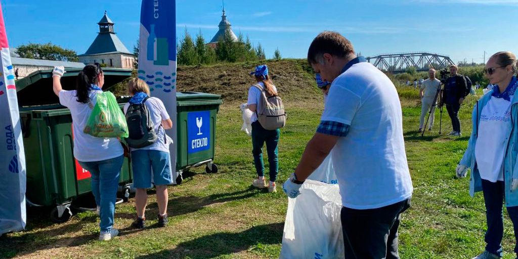 "Successo del primo festival ecologico familiare nell'ambito dell'iniziativa 'Acqua di Russia' a Vologda"