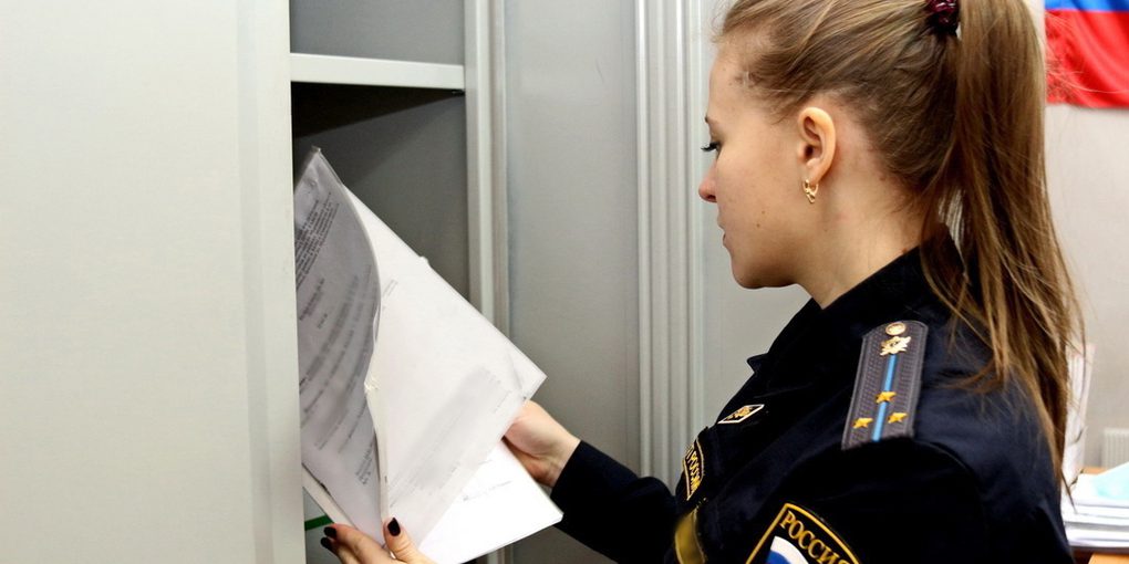 Funzionari giudiziari di Murmansk recuperano debito di oltre 500.000 rubli da un'organizzazione per imposte non pagate