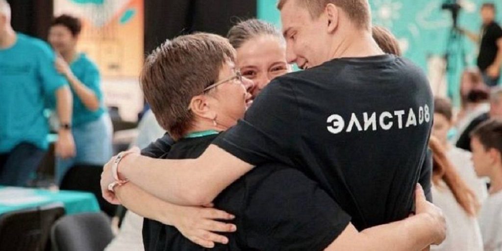 Семьи Калмыкии выступят в полуфинале конкурса «Это у нас семейное»