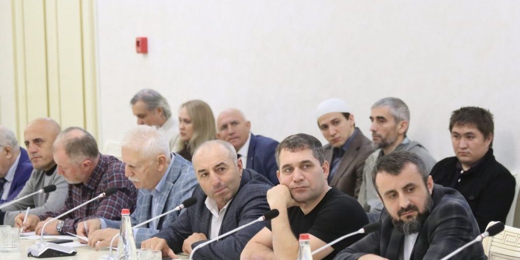 Вера и разум против радикализма: в Махачкале ищут формулы согласия