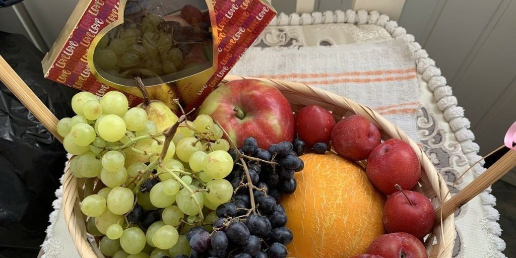 L'importanza dell'Alimentazione Sana per gli Studenti: Come una Dieta Equilibrata Può Migliorare la Salute e le Prestazioni Scolastiche