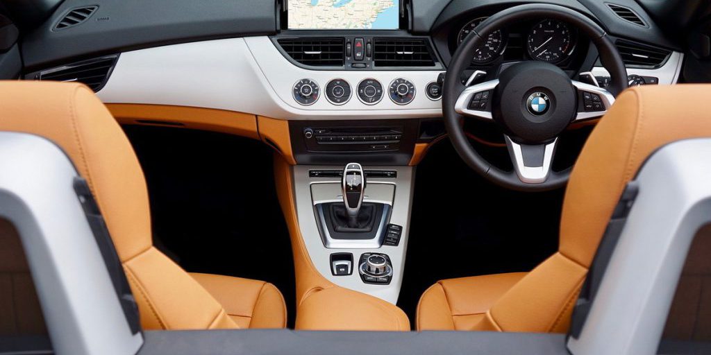 Risolvere i Problemi del Navigatore: 5 Regole Fondamentali per una Guida Sicura e Efficientee