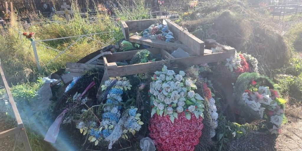 Irregolarità nella gestione del cimitero di Murmashi: la Procuratura scopre gravi violazioni che minacciano la salute pubblica e l'ambiente