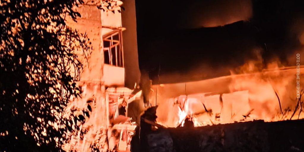 Attacco con droni Shahed a Zaporizhzhia: 13 feriti e danni alle infrastrutture