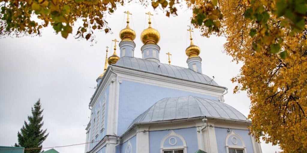 Архиерейское всенощное бдение состоялось в Ахтырском кафедральном соборе города Орла