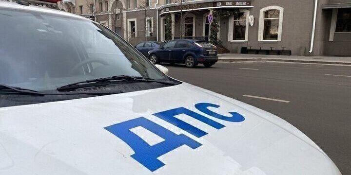 В Валуйках «Ниссан» сбил женщину на зебре