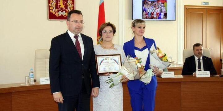 Во Владимирская область лучших тружеников отметили на "Галереи Славы"