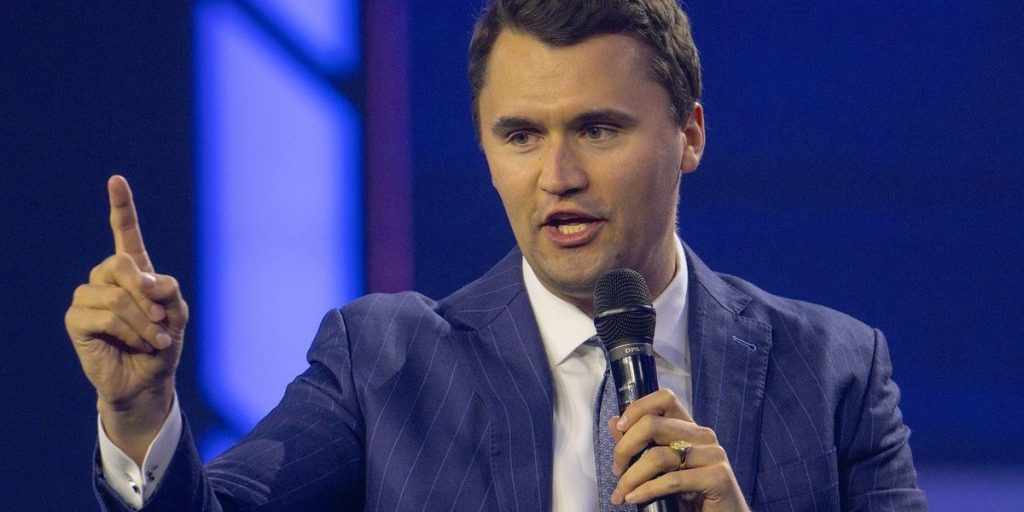 Accusa per l'omicidio dell'attivista americano Charlie Kirk: le conseguenze di un evento che scuote la comunità politica