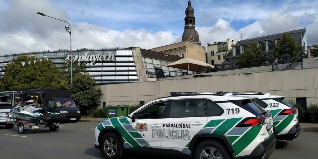 Латвийские пограничники задержали беженца при попытке попасть в Россию