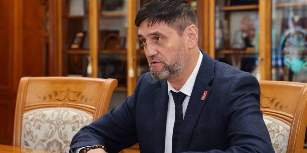 Замминистра энергетики России посетил Новолакскую ВЭС в Дагестане