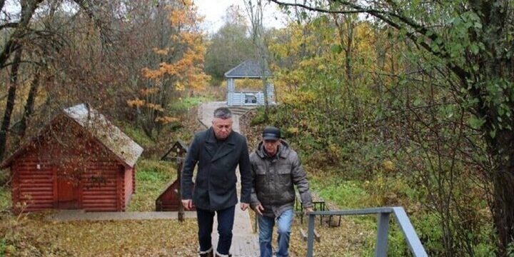 В Чижево благоустроили территорию царского колодца, связанного с именем Потемкина и Екатерины II