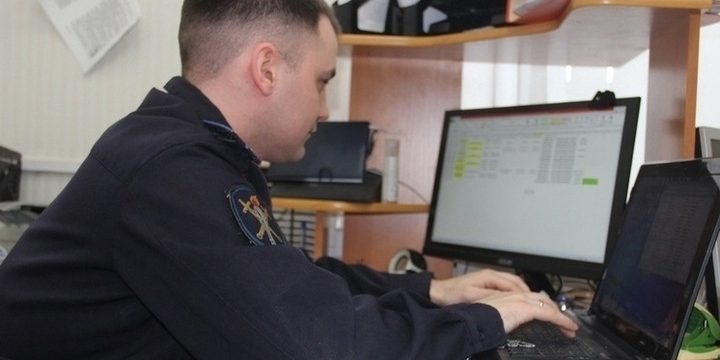 Начальник владимирской колонии пытался выбросить пакет с взяткой