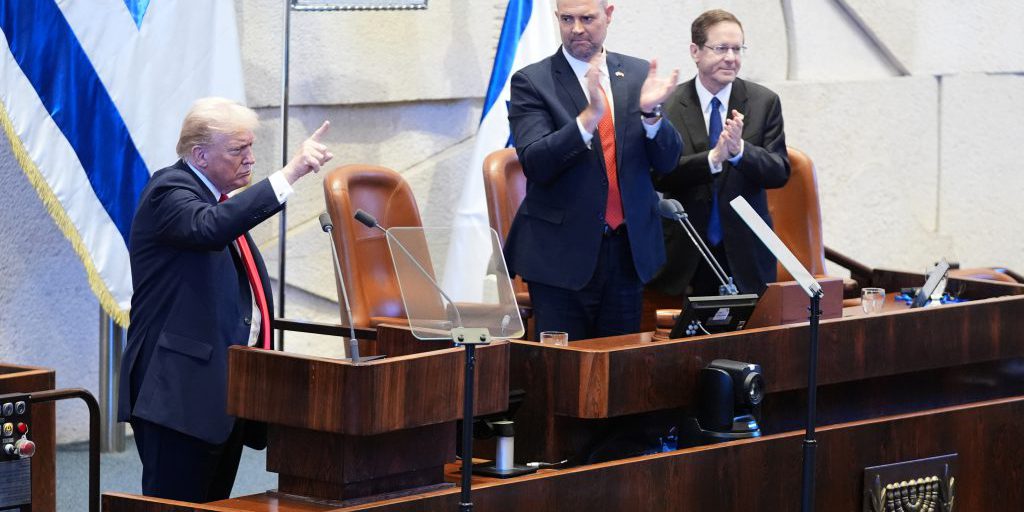 Trump urges his envoy to "get Russia done"