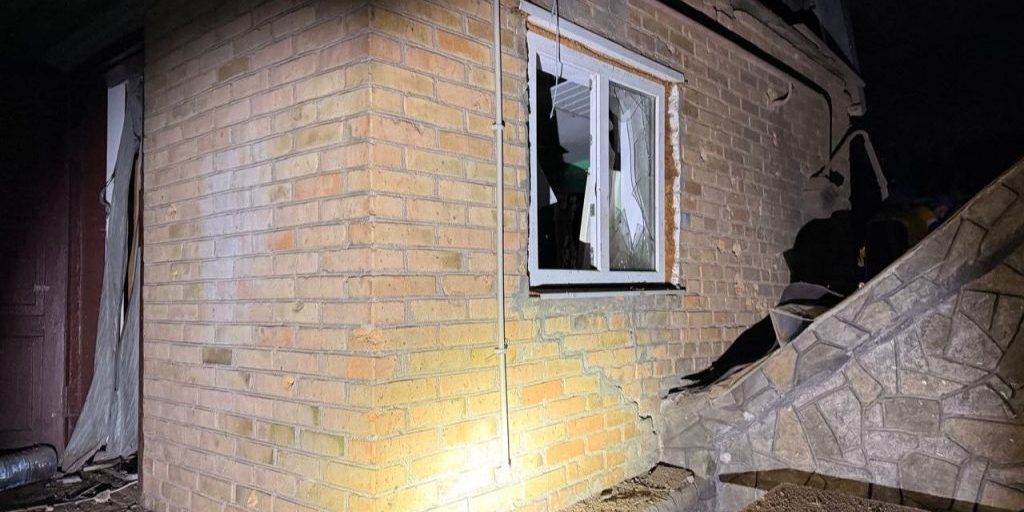 Conflitto in Ucraina: attacchi russi nella regione di Dnipropetrovsk, cinque feriti e danni all'infrastruttura