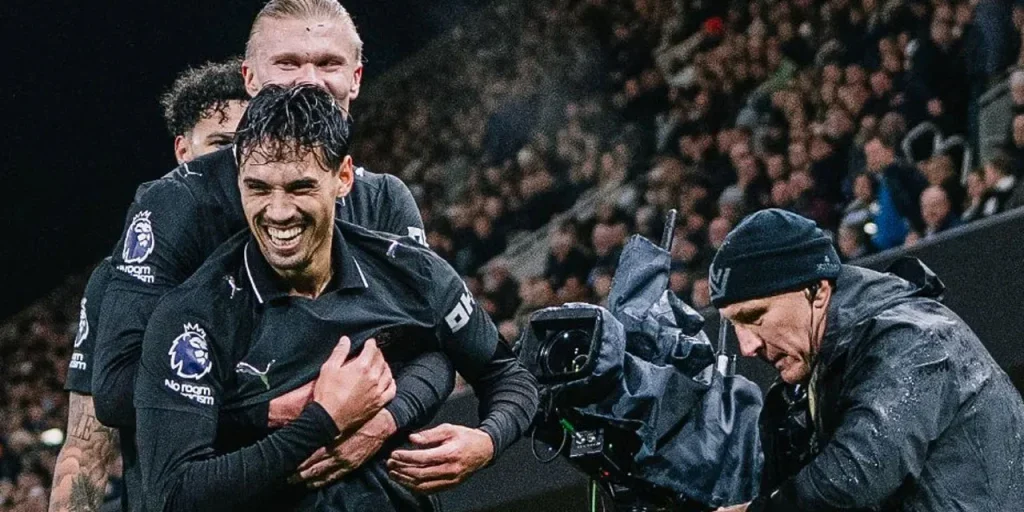 Manchester City vince 5-4 al Fulham: Haaland batte un record personale