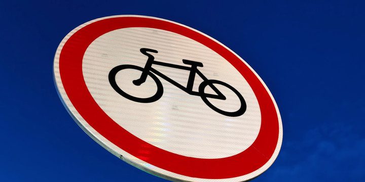 В Мончегорске вор катался на украденном велосипеде, пока его не узнал хозяин