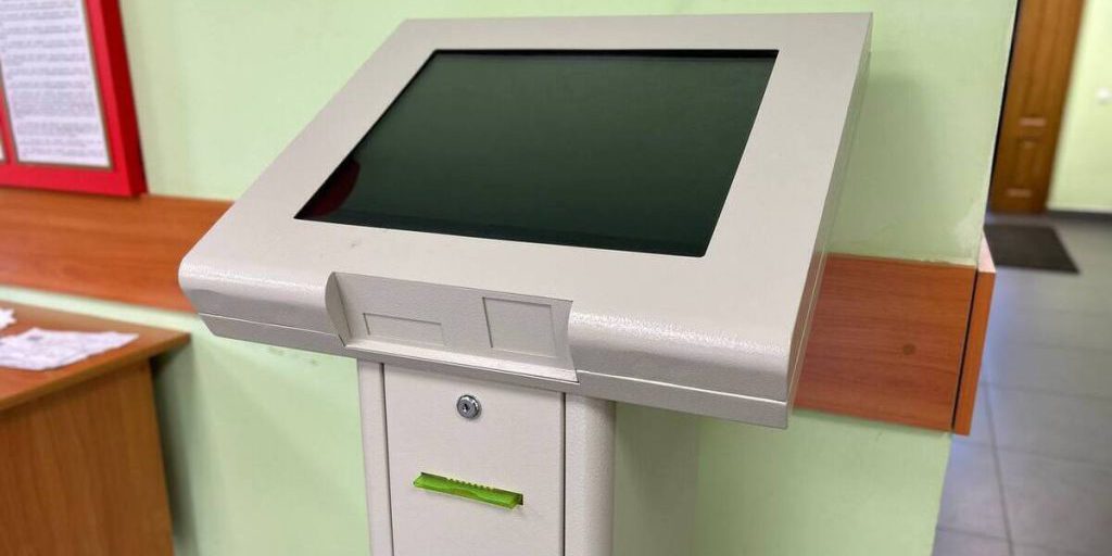 В отделениях МФЦ Мурманской области появятся новые терминалы электронной очереди