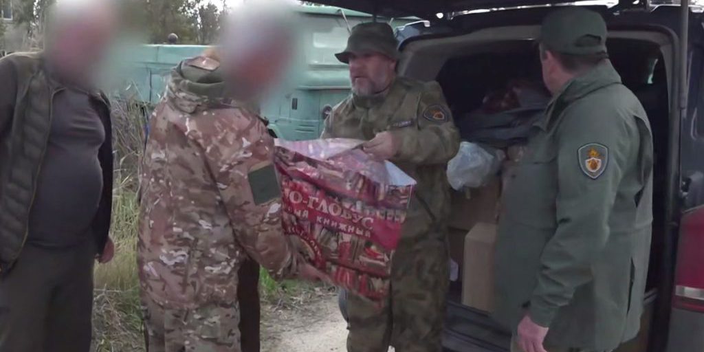 В Херсонской области российским бойцам передали гуманитарную помощь