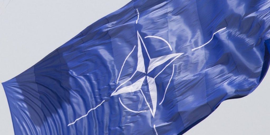 La NATO Sviluppa Nuove Strategie di Difesa Contro Minacce Aeree con Tecnologie Avanzate
