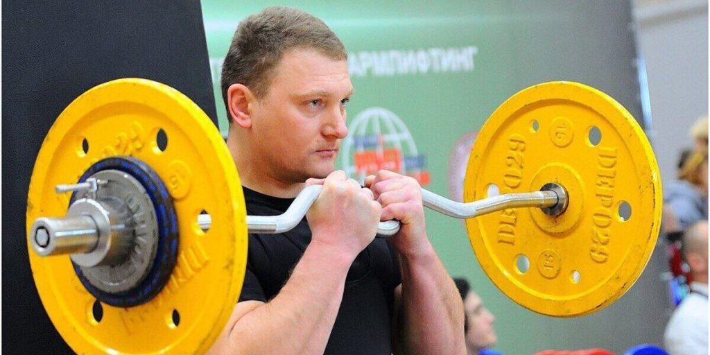 Капитан ледокола «Таймыр» одержал победу на турнире по пауэрлифтингу