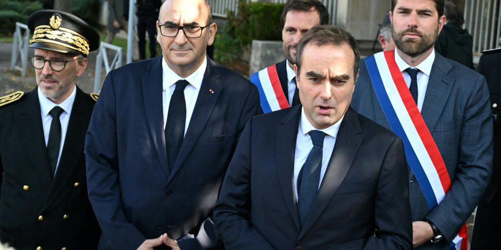 « Lecornu 2 », un fragile gouvernement signé Emmanuel Macron