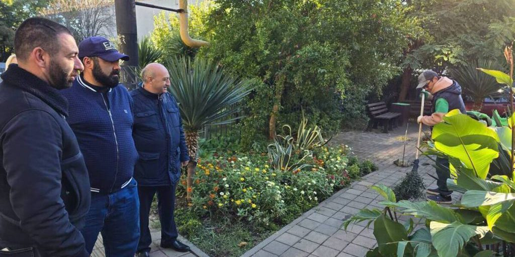 Еженедельный мониторинг чистоты прошел в Адлерском районе Сочи