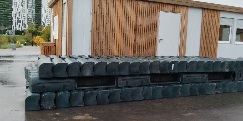 Smentita la presenza di una discarica abusiva nel parco Okkervil' di Kudrovo: le autorità locali chiariscono la situazione e tranquillizzano i residenti