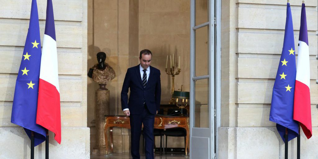 Renoncement au 49.3 de Sébastien Lecornu : soutien de la majorité, scepticisme à gauche, «pas de rupture» selon le RN