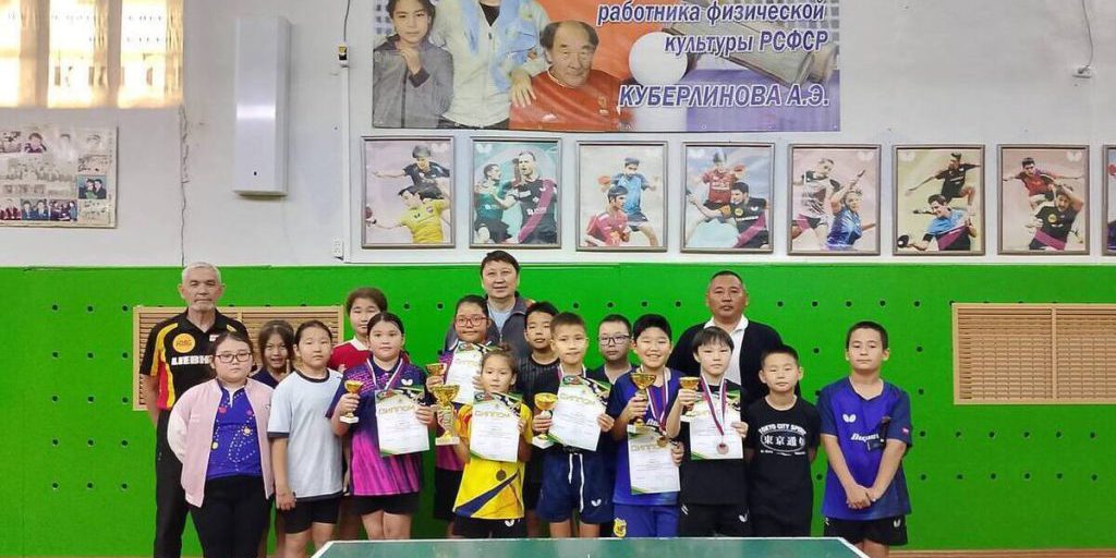 В столице Калмыкии назвали лучших юных теннисистов