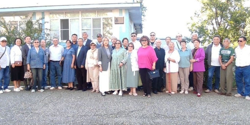 В Калмыкии увековечили имя ветерана связи