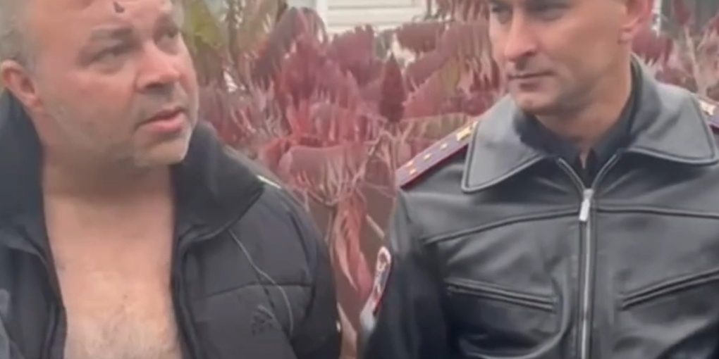 В сети появились кадры задержания подозреваемого в жестоком убийстве супружеской пары на Дону