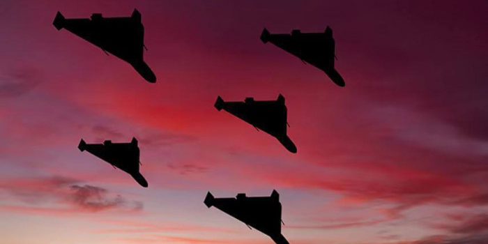 Attacco russo a Kherson: hotel e torre mobile danneggiati da droni e artiglieria