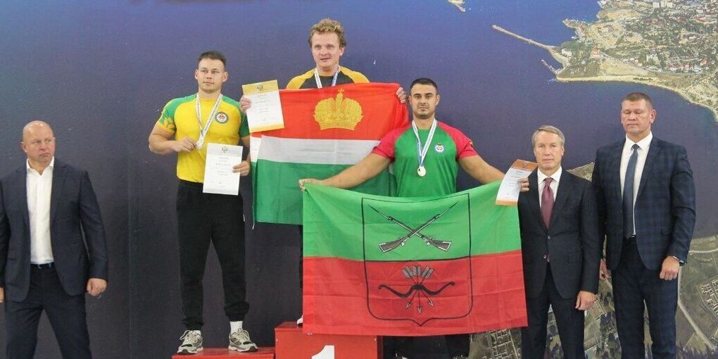 Спортсмен из Каховки стал бронзовым призером Кубка России по армрестлингу