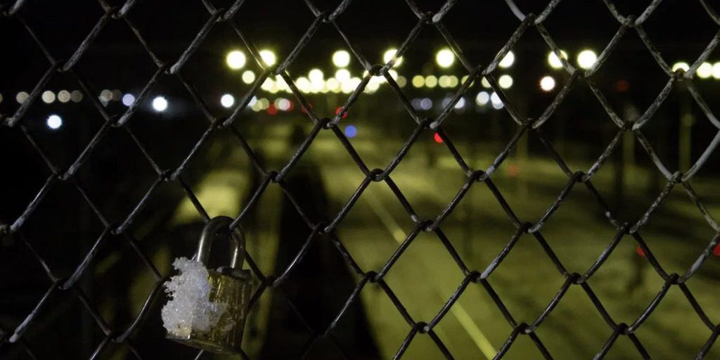 В Эстонии намереваются полностью закрыть границу с Россией