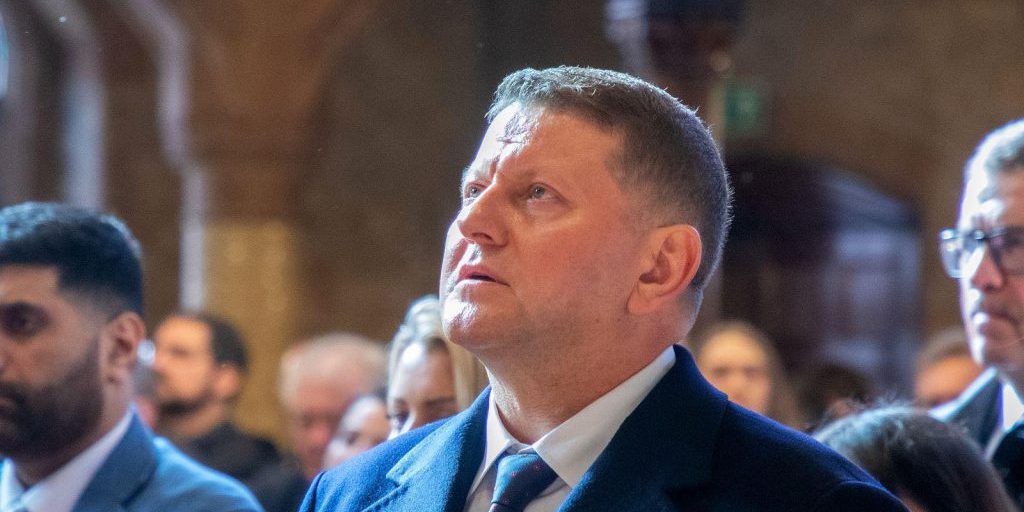 Former commander-in-chief Zaluzhnyi reportedly forming parliamentary list with eye on presidential elections