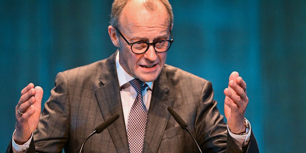 Merz Chiede a Trump di Aiutare a Porre Fine alla Guerra Russia-Ucraina