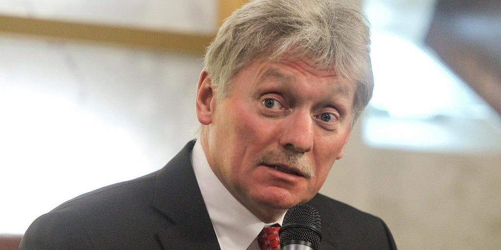 "Dmitri Peskov, il portavoce di Putin, sotto attacco: come ha difeso la sicurezza del governo russo"