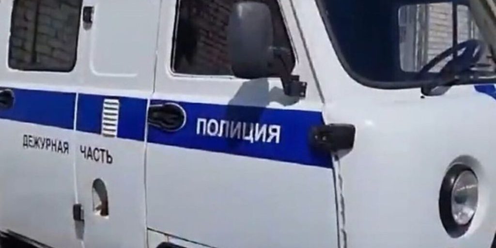 В Курской области 20-летняя девушка нанесла ножевое ранение сожителю