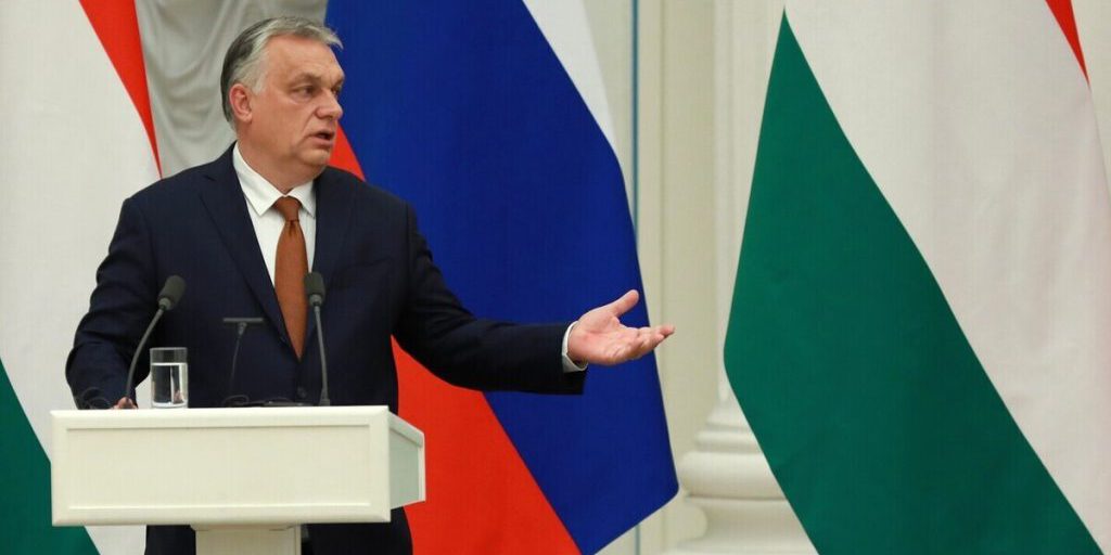 "Венгрия — остров мира!": Орбан и Трамп запустили подготовку саммита