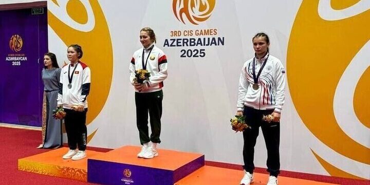 La Squadra Russa di Lotta Libera Vince Medaglia di Bronzo ai Giochi della CSI Grazie a Sofia Chornaya