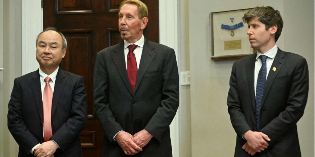 Accordo OpenAI-Oracle, 300 miliardi di investimenti in potenza di calcolo in 5 anni